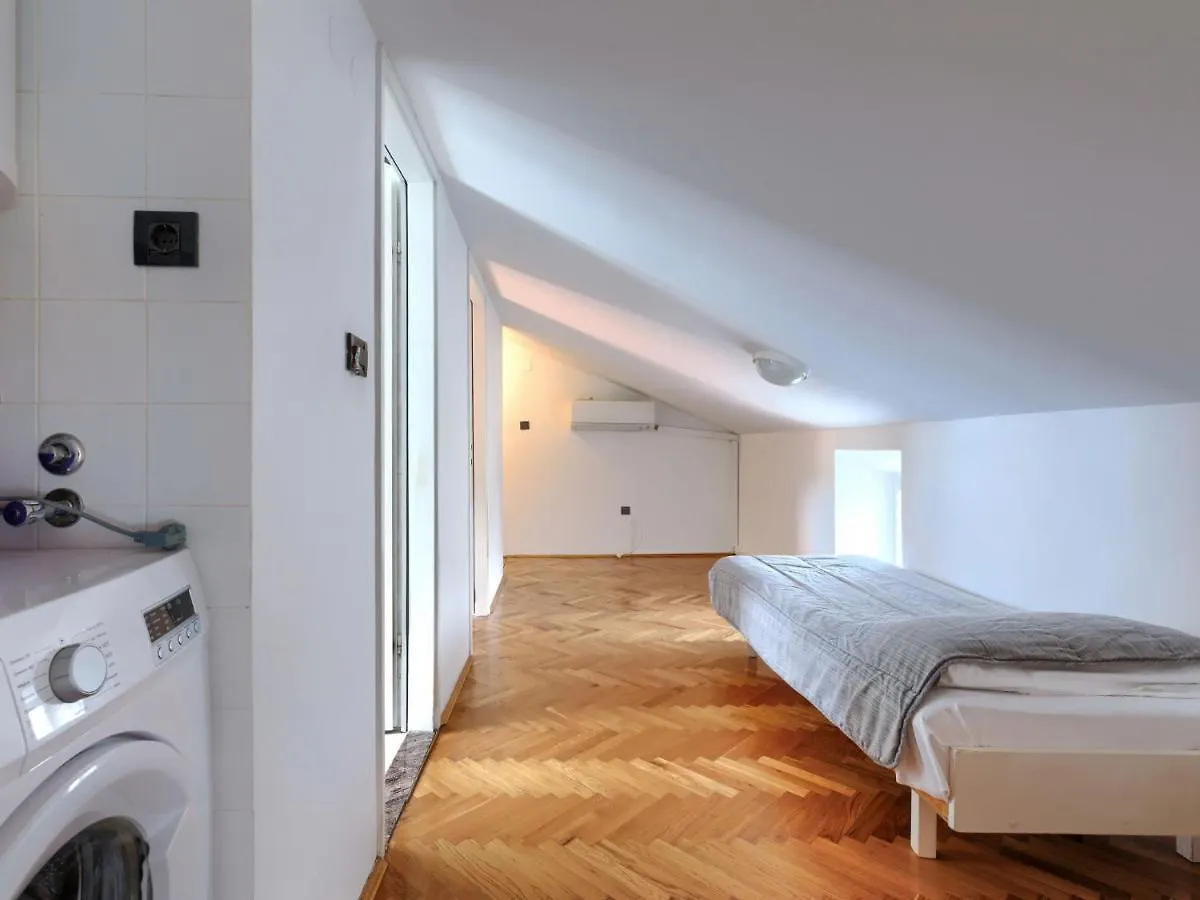 Holiday Home Erika By Interhome Kukci